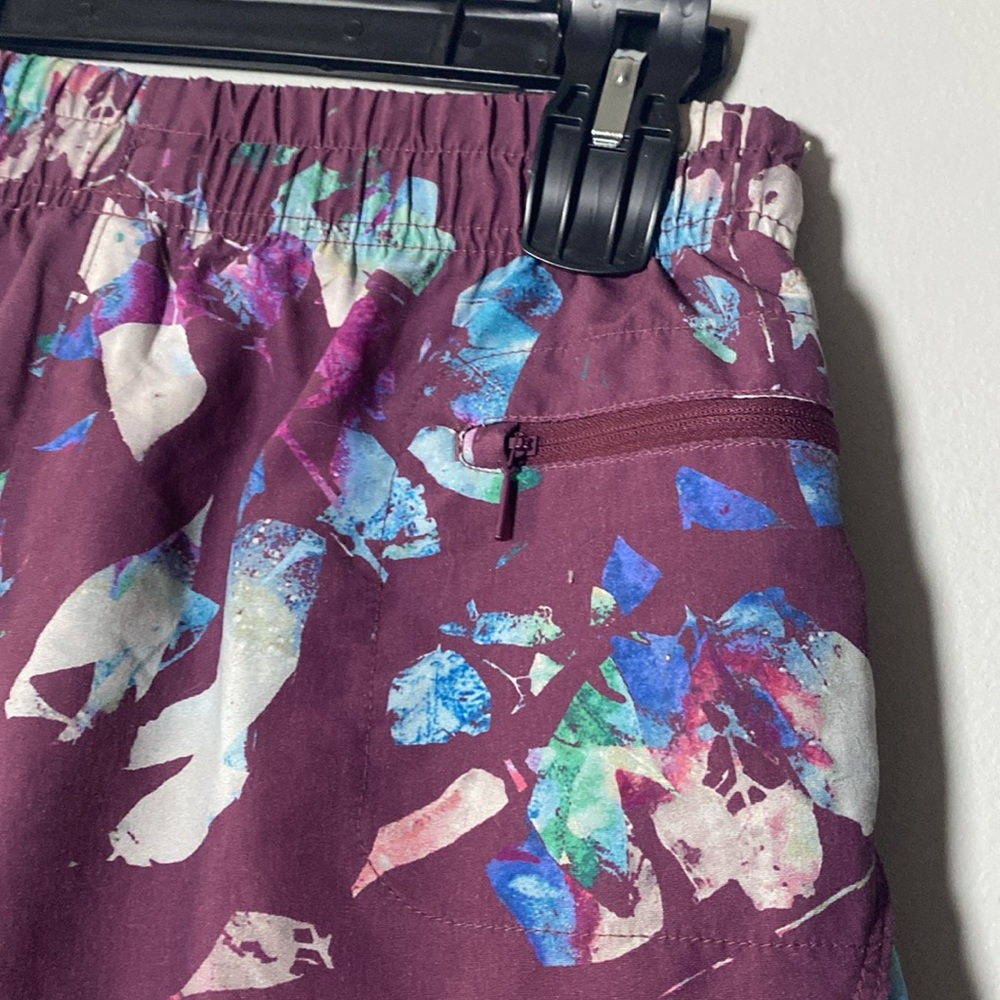 The North Face Classic V Shorts Women’s Small Purple Printed Pull On Drawstring - Picture 11 of 16